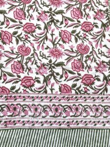 Nappe rose et vert ROSA de VILLA D’ISSI. Pink and Green Tablecloth ROSA from VILLA D’ISSI